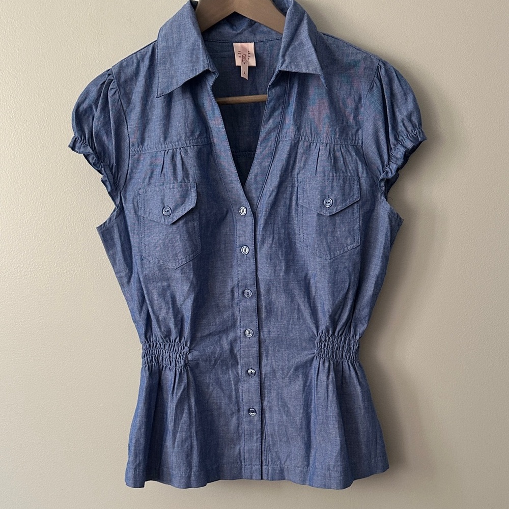 Rue21 Blue Short-Sleeve Chambray Button-Front Top Juniors Large
